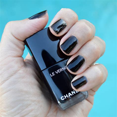 chanel black nail polish reviews.